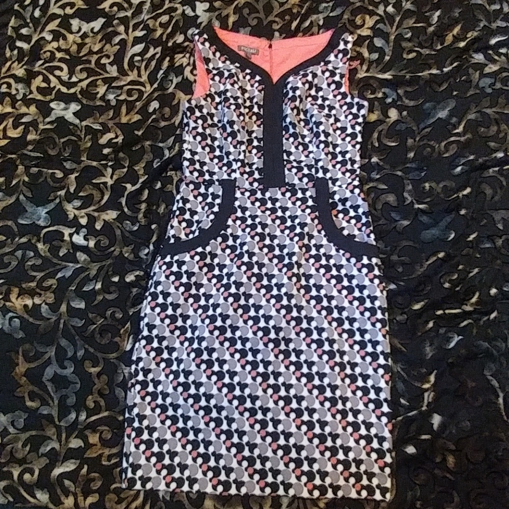 Pattern dress